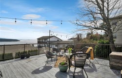 241 Alder St S, Campbell River, BC V9W 2M9