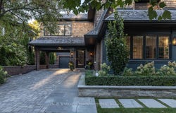1 Bryce Avenue, Toronto, ON M4V 2B3