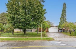 152 Kinzie Avenue, Kitchener, ON N2A 2J8