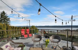 241 Alder St S, Campbell River, BC V9W 2M9
