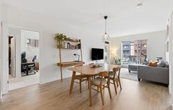 625 E 3rd Street 211, North Vancouver, BC V7L 1G6