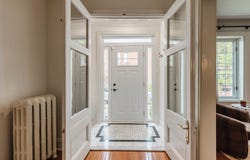 111 Av. Irvine, Westmount, QC H3Z 2K3