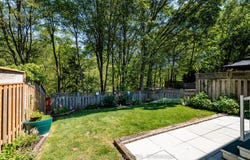 1329 White Oaks Boulevard, Oakville, ON L6H 2N7