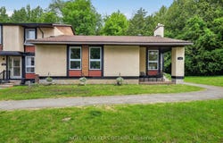 164 McClintock Way 6, Kanata, ON K2L 2A4