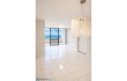 954 AVE PONCE DE LEON, Miramar, San Juan, 00907