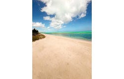 FABULOUS BEACHFRONT,