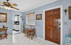 7140 Meade St, Hollywood, FL 33024