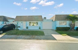 7050 VERSAILLES N, PINELLAS PARK, FL 33781