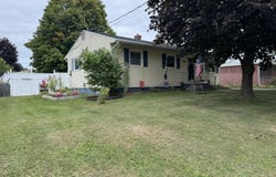 18 McIntosh Drive, Peru, NY 12972