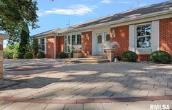806 Phillips Ferry Road, Bluffs, IL 62621
