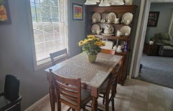 2185 Tabor Rd, BLUEFIELD, WV 24701