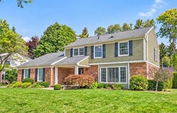 781 N Shady Hollow Circle, Bloomfield Twp, MI 48304