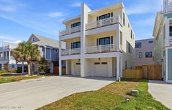 502 N Carolina Avenue, Carolina Beach, NC 28428