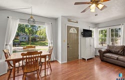 816 S Western Ave, Sioux Falls, SD 57104