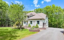 106 Quarry Ln., Tafton, PA 18464