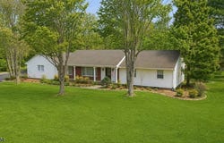 23 JAN RIVER DRIVE, Upper Saddle River Boro, NJ 07458-1623