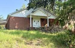 341 CR 521, Ripley, MS 38663