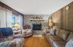 4084 Bradley Rd, Robards, KY 42452