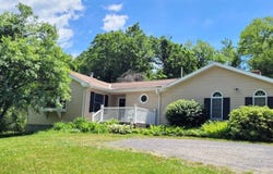 32 Old Route 199, Red Hook, NY 12571