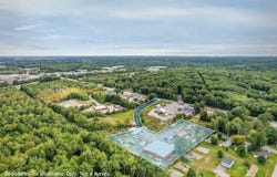 34 Compass Lane, Topsham, ME 04086