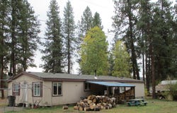 216 N Lalakes Avenue, Chiloquin, OR 97624