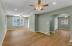 1609 SW Wayne AVE, Topeka, KS 66604