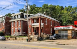 2139 Central Avenue, Dubuque, IA 52001