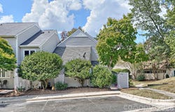 1634 Hollow Drive, Charlotte, NC 28212