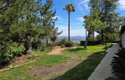 7908 Via Magdalena, Burbank, CA 91504