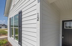 12 Redbud Row, Ottawa, IL 61350