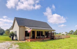5525 Sandy Cross Road, Carnesville, GA 30521