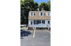 23 Trafalgar Square, Barre, MA 01005