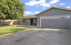 1749 E Kohn Avenue, Tulare, CA 93274