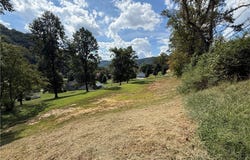 361 Madison Avenue, Madison, WV 25130