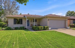 15366 Van Meter Drive, Macomb, MI 48044