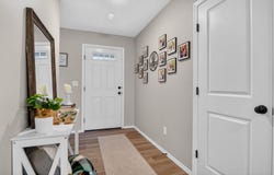 738 Swiss Road, Marshfield, MO 65706