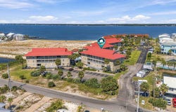 7472 Sunset Harbor Drive, Navarre, FL 32566