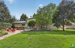 708 E Alder Ln, Sioux Falls, SD 57105