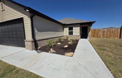 1537 Meadows Drive, Benton, AR 72019