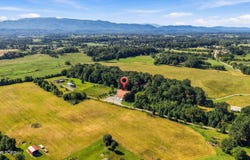 5710 Sevierville Rd, Seymour, TN 37865