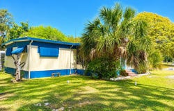 126 GOLF COURSE Lane, Crescent City, FL 32112