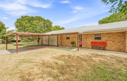 108 Vicksburg Drive, Comanche, TX 76442