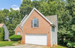 1347 Vine Circle, Mcdonough, GA 30253