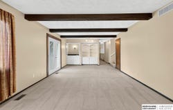 13005 S 29th Avenue, Bellevue, NE 68123