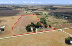 451 County Road 416, Taylor, TX 76574