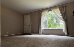 229 N MAIN St, CoosBay, OR 97420
