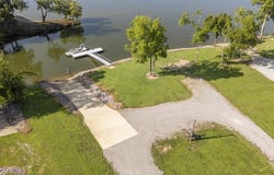 630 CONNIE BETH Ln, Savannah, TN 38372