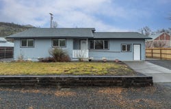 624 STAATS Ave, Maupin, OR 97037