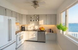 27 Bayview Place, West Haven, CT 06516