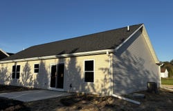 1221 PARKVIEW Drive, Eureka, IL 61530